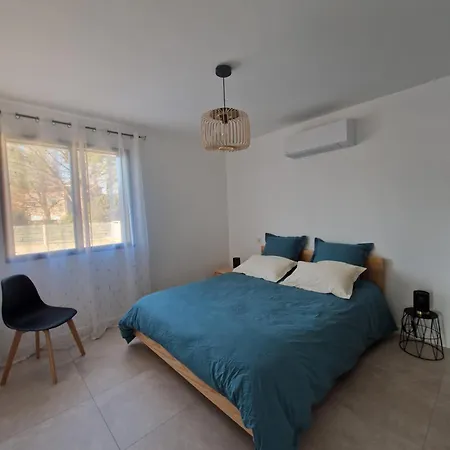 Terre De Crussol - 3 Etoiles En Ardeche, Avec Piscine Et Clim, 2-4 Personnes * Saint-Peray