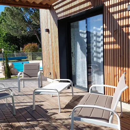 Terre De Crussol - 3 Etoiles En Ardeche, Avec Piscine Et Clim, 2-4 Personnes *